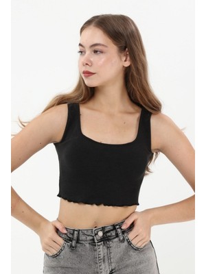 Sezer Aktaş Siyah Askılı Crop Top Bluz