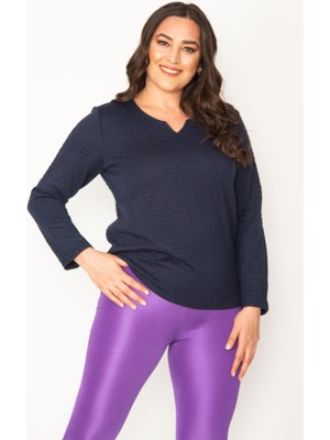 Kadın Lacivert V Yakalı Arka Şerit Detaylı Kendinden Desenli Tunik