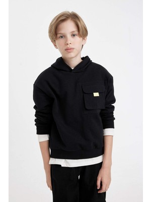 DeFacto Erkek Çocuk Siyah Oversize Geniş Kalıp Kapüşonlu Cepli Okul Sweatshirt D0982A824AU