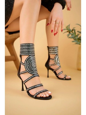 Kazax Jessi Siyah Saten Boncuk Işlemeli Bootie