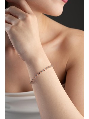 Nereze 925 Ayar Gümüş Rose Kaplama Sıralı 3 mm Mistik Topaz Taşlı Bileklik