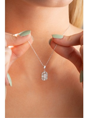 Nereze 925 Ayar Gümüş Rodyum Kaplama Baget Taşlı  Kolye