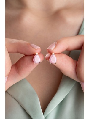 Nereze 925 Ayar Gümüş Pembe Taşlı Damla Model Küpe