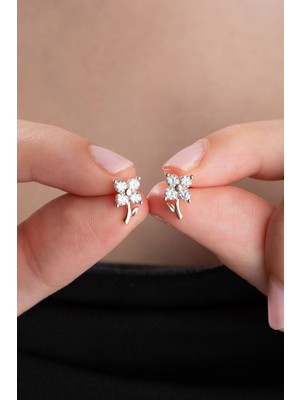 Nereze 925 Ayar Gümüş Rose Kaplama Beyaz Taşlı 4 Yapraklı Yonca Küpe