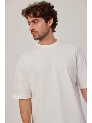 Nomarc Beyaz Oversize Basic Tshirt