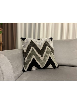 Po Home & Living Budapest Zigzag Desenli Chenille Dokuma Kırlen Kılıfı 43x43 cm