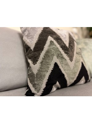 Po Home & Living Budapest Zigzag Desenli Chenille Dokuma Kırlen Kılıfı 43x43 cm