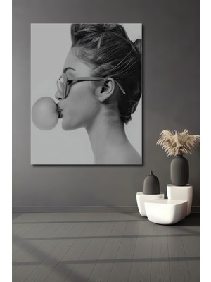 Dekoratif Dikey Sakız Çiğneyen Kadın Duvar Tablo Ahşap Dikdörtgen Tablo