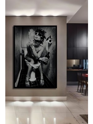 Dekoratif Tuvalet Hikayesi Sanatsal Ahşap Tablo Çerçeve Görünümlü Dikey Duvar Dekorasyon Tablosu