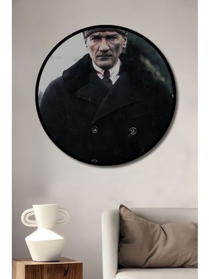Dekoratif Palto Giyen Atatürk Duvar Tablo Ahşap Yuvarlak Tablo