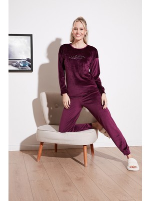 Lela Regular Fit Yumuşak Dokulu Kadife Pijama Takımı Bayan Pijama Takımı 6094200W4