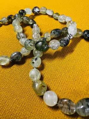 Doğal Taş Dünyası Sertifikalı Prehnite Doğal Taş Şekilsiz Tımbıl Bileklik Aaa Kalite Sürpriz Hediyeli