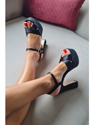 Topukla 11 3535 Topukla Kadın Platform Kalın Topuklu Abiye Ayakkabı