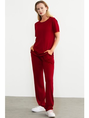 Yakamel Kadın Rahat Bol Oversize Kesim Penye Kumaş Kısa Kollu Alt Üst Takım