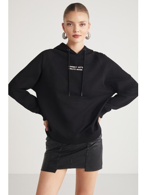 Glace Kadın Ön Ve Arka Baskı Detaylı Kapüşonlu Regular Fit Normal Kalıp Siyah Sweatshirt