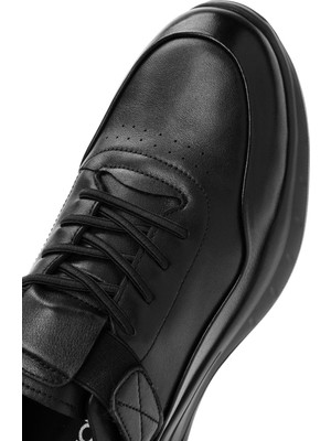 Derimod Erkek Siyah Bağcıklı Deri Casual Sneaker 24WFD690618