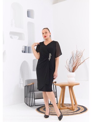 Rmg Asimetrik Büyük Beden Taş Aksesuarlı Siyah Abiye Elbise