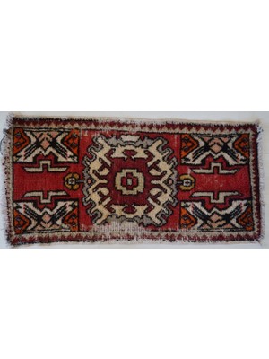 DesignEv 47X98 cm Küçük Boy Yıkanabilir Yün Eşsiz El Yapımı Antik Anadolu Kilim