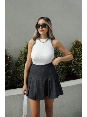 Beyaz Halter Yaka Triko