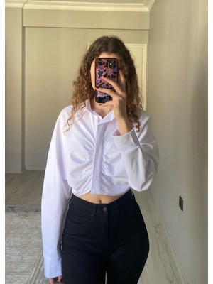 Nice Boutique Beyaz Büzgülü Crop Poplin Kumaş Kadın Gömlek