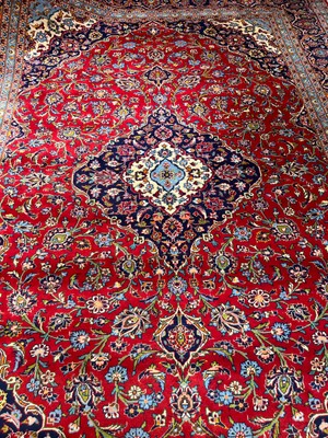 Rd Ramazan Dağ El Halı Sanatı El Dokuma Iran Keşan Halısıdır 392x294