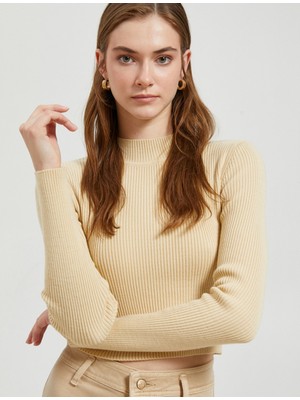 Koton Crop Kazak Triko Yarım Balıkçı Yaka Ribanalı