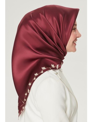 Armine İpek Eşarp Nostalji - 8553-92 Bordo Twill