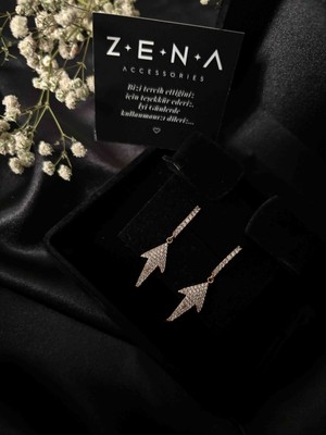 by zena aksesuar Zena Accessories Zirkon Taşlı Ok Küpe