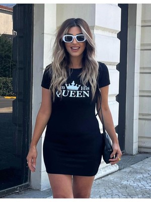 Defy Moda Kadın Kısa Kollu Queen Baskı Iki Iplik Mini Elbise
