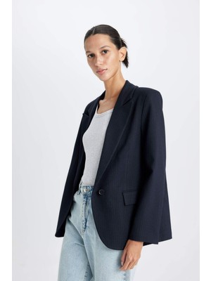 DeFacto Oversize Fit Geniş Kalıp Ceket Yaka Düğme Kapamalı Basic Düz Blazer Ceket D4446AX24AU