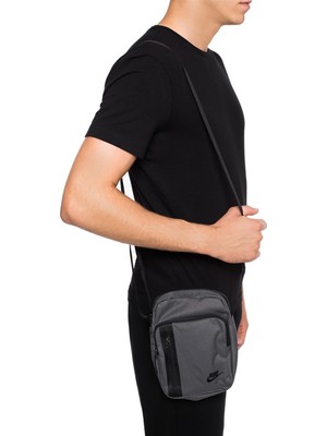 Nike Tech Cross-Body Askılı Postacı Çapraz Çanta Gri Siyah BA5268-021-V4