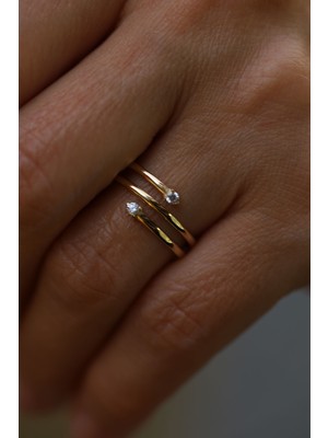 Yenigün Kuyumculuk 14 Ayar Altın Çapraz Taş Detaylı Yüzük