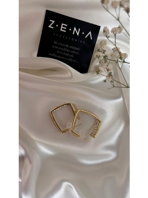 by zena aksesuar Zena Accessories Içi Zirkon Taş Detaylı Çelik Halka Küpe