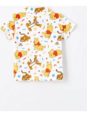 LC Waikiki Lcw Baby ekru Baskılı Polo Yaka Kısa Kollu Winnie The Pooh Baskılı Erkek Bebek Pijama Takımı