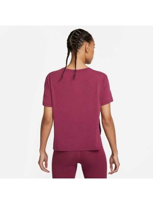 Nike Yoga Dri Fit Top Kırmızı Kadın Tişört