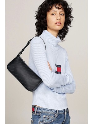 Tommy Hilfiger Kadın Essential Baskılı Çanta