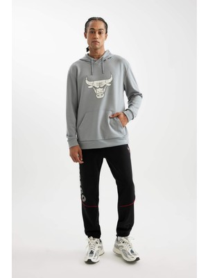 DeFactoFit NBA Chicago Bulls Jogger Eşofman Altı Standart Fit Cepli Düz Paça C9274AX24AU