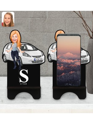 BK Kişiye Özel Plakalı Kadın Honda Jazz Karikatürlü Ahşap Biblo Telefon Standı-1