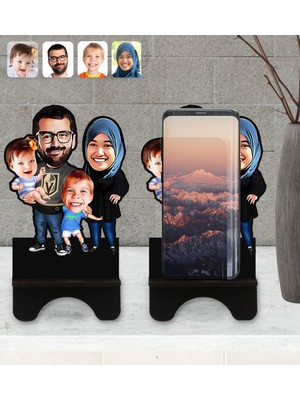 BK Kişiye Özel Tesettürlü Aile Karikatürlü Ahşap Biblo Telefon Standı-3