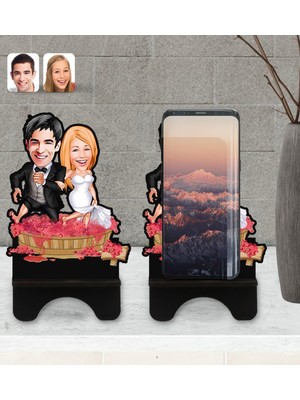 BK Kişiye Özel Evleniyoruz Karikatürlü Ahşap Biblo Telefon Standı-10