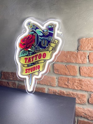 Neonite 'tattoo Studıo' Işıklı ve Uv'li Neon LED Dekoratif Duvar Yazısı Tabelası (40X33CM)