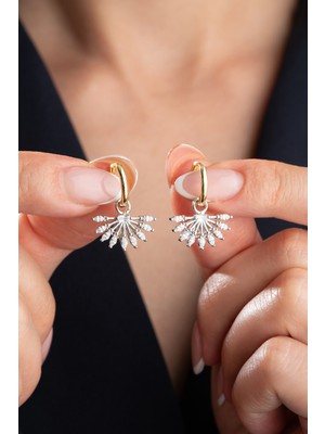 Silvano Jewelry 925 Ayar Gümüş Zirkon Taşlı Yelpaze Küpe