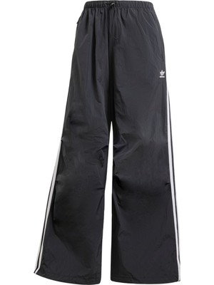 Adidas Originals IY7251 3-Stripes Woven Parachute Pants