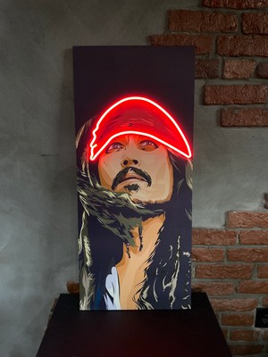 Neonite 'jack Sparrow' Işıklı ve Uv'li Neon LED Dekoratif Duvar Yazısı Tabelası (35X80CM)