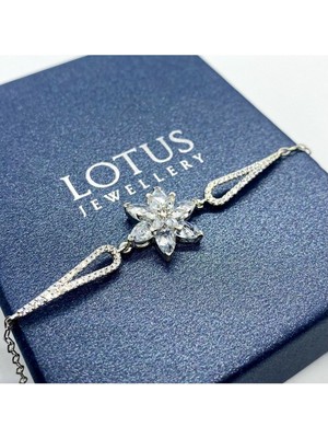 Mediterian Beyaz Zirkon Taşlı Gümüş Bileklik, Şık ve Zarif Takı Seçeneği