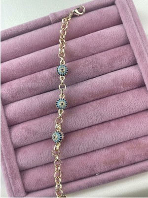 Mediterian Altın renkli çelik bileklik, nazar boncuklu, zarif ve şık tasarım, koleksiyonunuza ekleyin