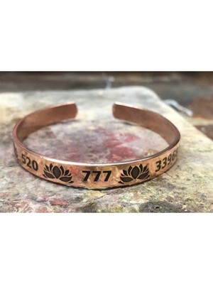 Mediterian Kadim Sayı Sekans Bakır Bileklik, Metalik ve Mat görünümlü şık tasarım