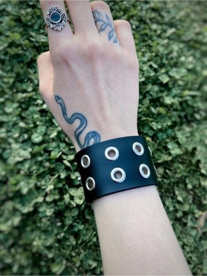 Mediterian Gotik Punk Kuşgözlü Çift Sıralı Deri Bileklik, Siyah, Şık ve Modern Tarz