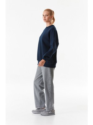 Basic Bisiklet Yaka Sweatshirt