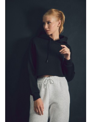 Basic Kapüşonlu Crop Sweatshirt